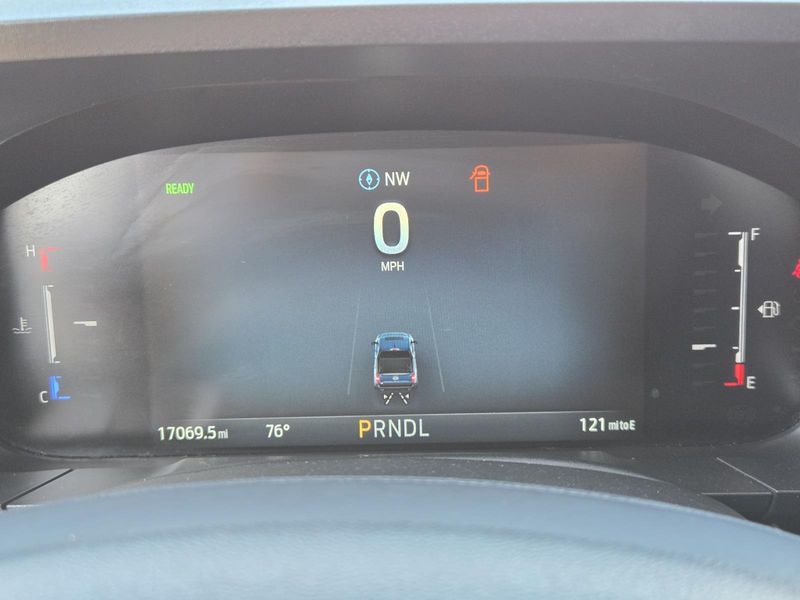 Used 2025 Ford Maverick XL FWD SuperCrew