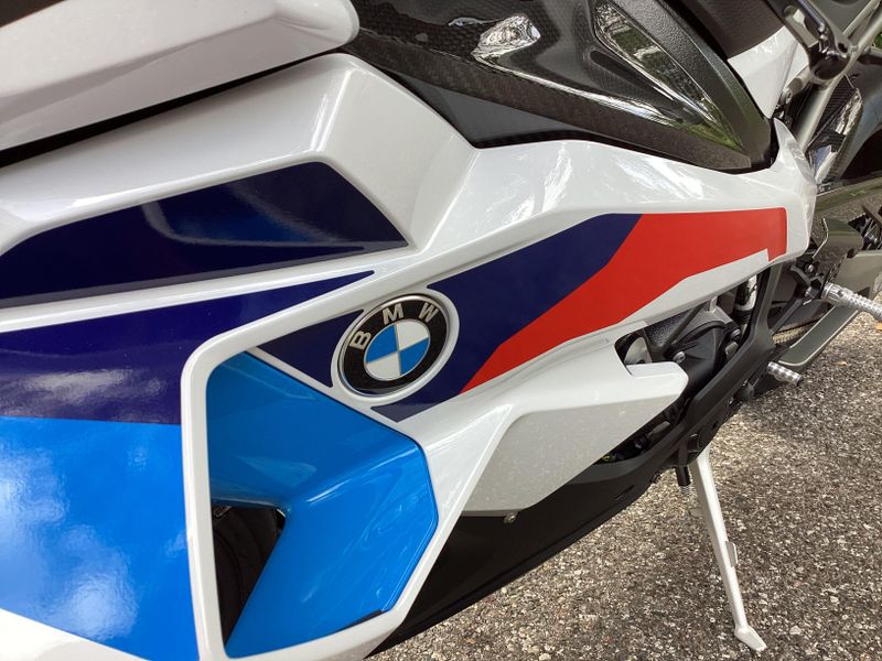 2025 BMW S 1000 RR 