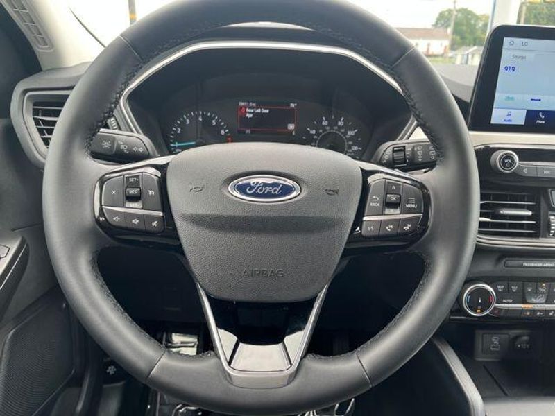 2022 Ford Escape SE photo 20