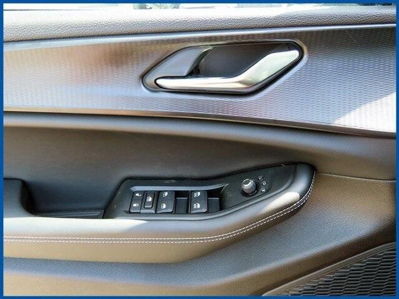 2025 Jeep Grand Cherokee AltitudeImage 13