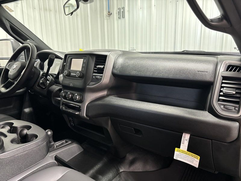 2024 RAM 2500 Tradesman Crew Cab 4x4 6