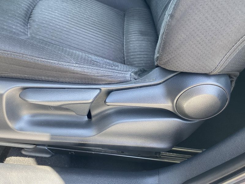 Used 2018 Toyota Prius ThreeImage 17