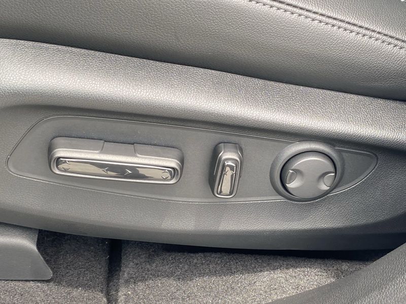 Used 2025 Honda CR-V EX-LImage 19
