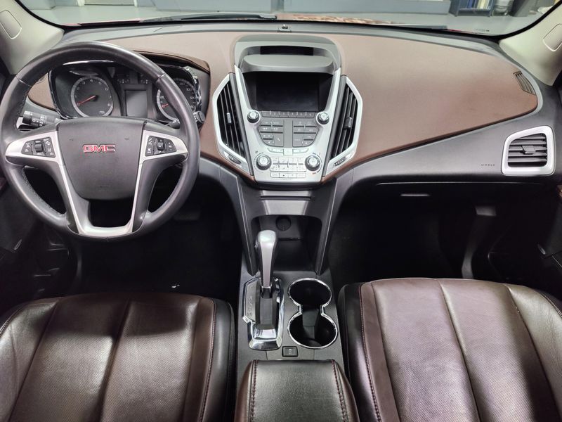 2015 GMC Terrain SLT-2 AWD w/Sunroof/Safety PkgImage 17