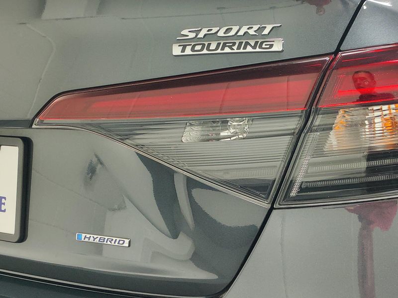 Used 2025 Honda Civic Sedan Hybrid Sport Touring w/SunroofImage 4