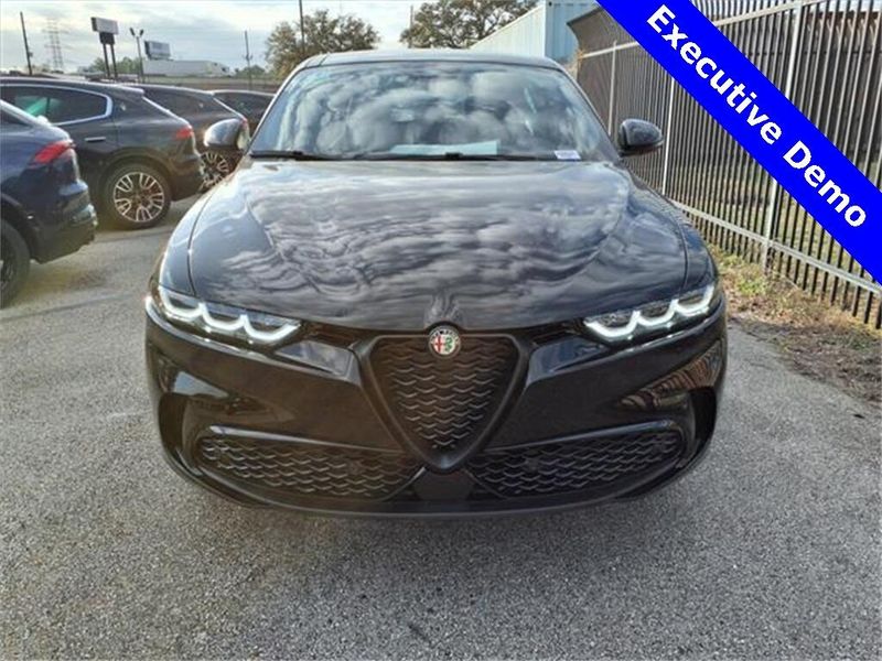 2025 Alfa Romeo Tonale Hybrid EawdImage 4