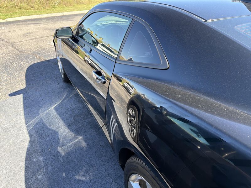 Used 2011 Chevrolet Camaro 2LTImage 10