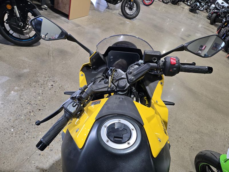 2024 Suzuki GSXS 8R Image 15