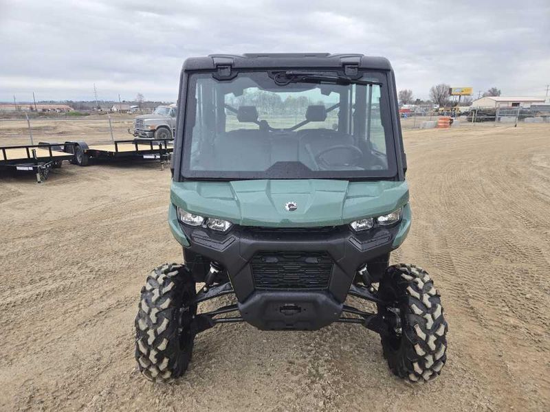 New 2026 Can-Am DEFENDER MAX DPS CAB HD10 