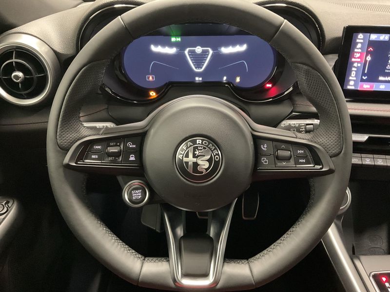 New 2026 Alfa Romeo Tonale Sprint AwdImage 14