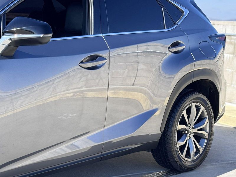 2017 Lexus NX Turbo F-SportImage 9