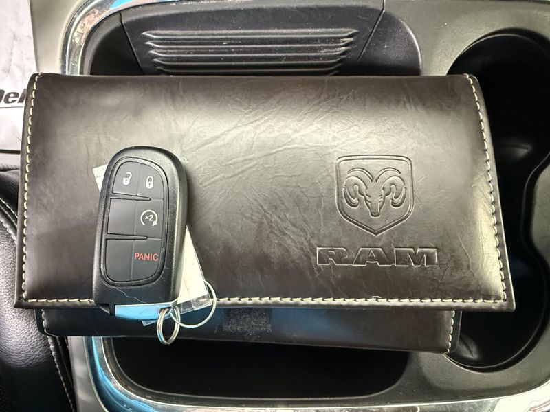 Used 2016 RAM 2500 LaramieImage 24