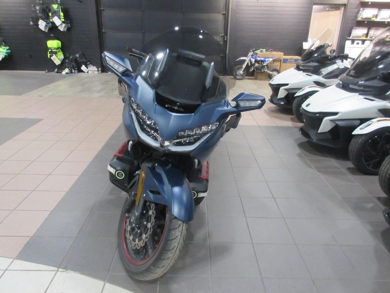 USED 2022 HONDA GOLDWING DCT Image 7