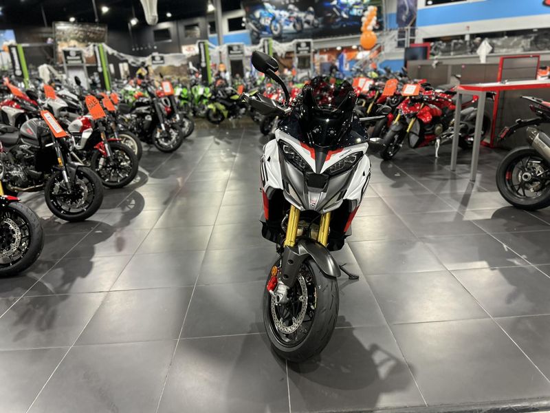 New 2025 Ducati MULTISTRADA V4 RS Image 17