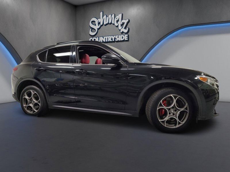 Used 2023 Alfa Romeo Stelvio Sprint AWD w/Sunroof/NavImage 4