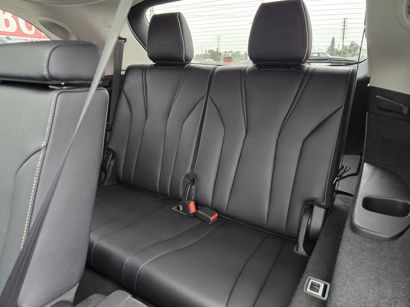 2022 Acura MDX SH-AWD Advance photo 21