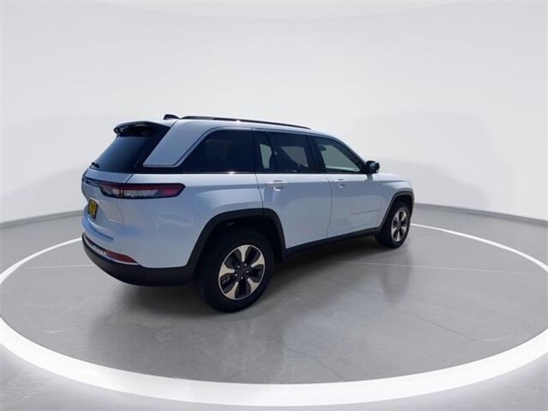 2024 Jeep Grand Cherokee 4xeImage 8