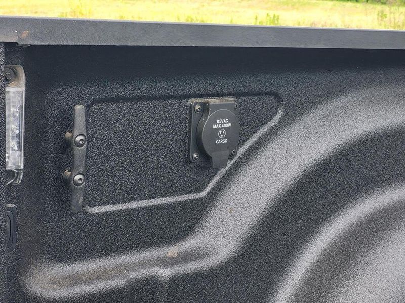 2023 RAM 2500 LaramieImage 12