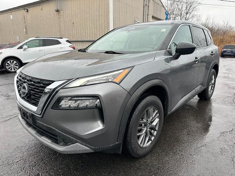 2022 Nissan Rogue SImage 8