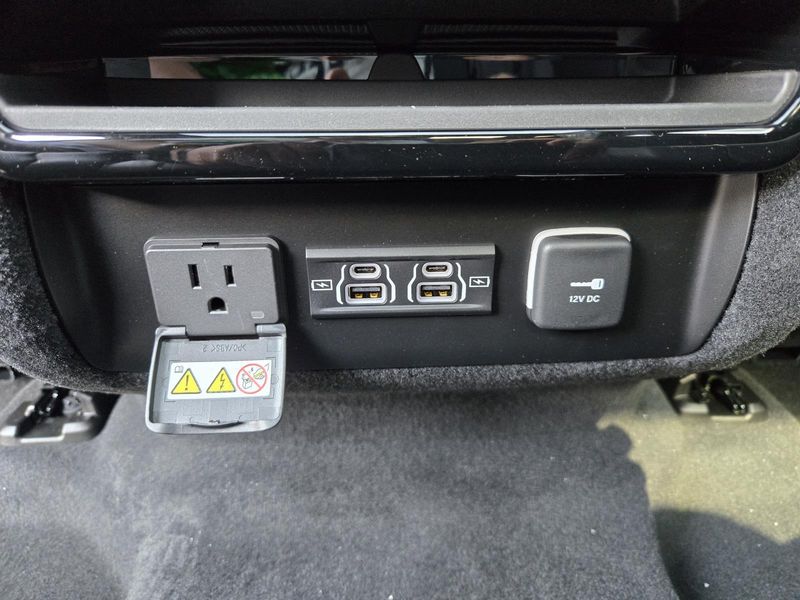 2026 Jeep Grand Wagoneer Limited Reserve 4x4