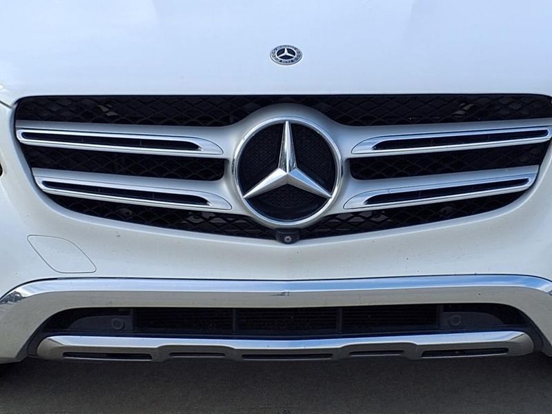 2018 Mercedes-Benz GLC 300 300Image 12