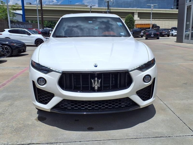 2022 Maserati Levante ModenaImage 10