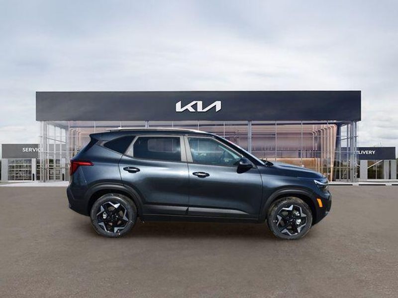 New 2026 Kia Seltos SImage 2