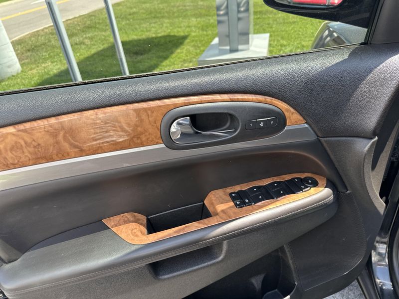 Used 2012 Buick Enclave LeatherImage 21