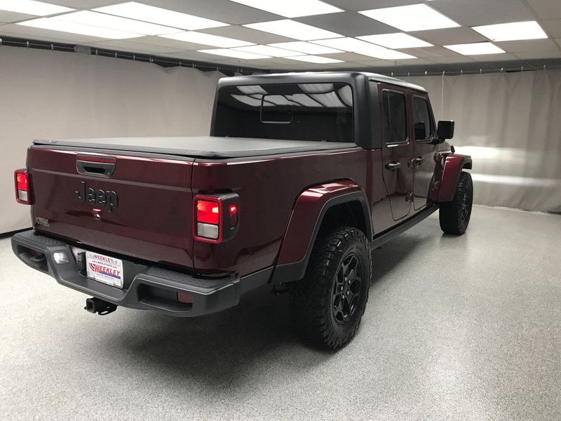 2022 Jeep Gladiator Willys photo 18