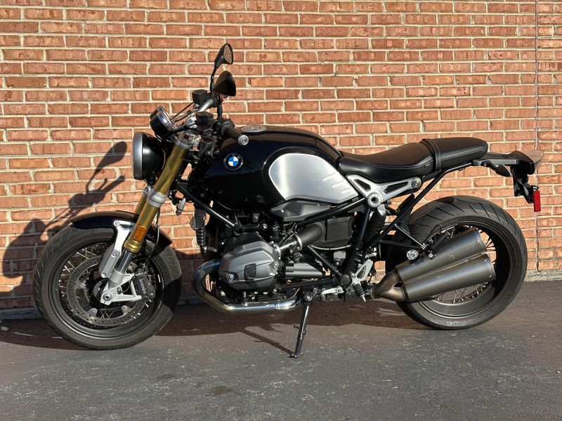 2019 BMW R nineT  Image 2