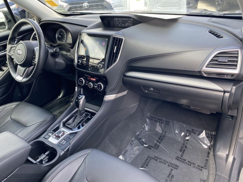 Used 2020 Subaru Forester LimitedImage 9