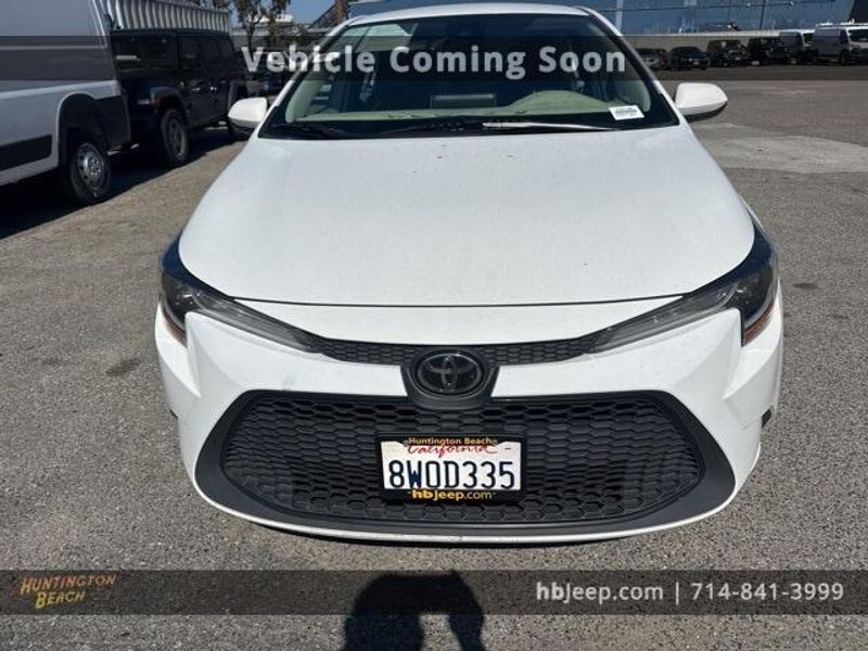 2021 Toyota Corolla LEImage 2