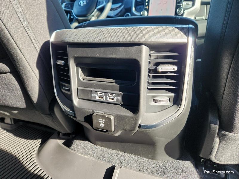 New 2026 RAM 1500 Big Horn Crew Cab 4x4 5'7' Box