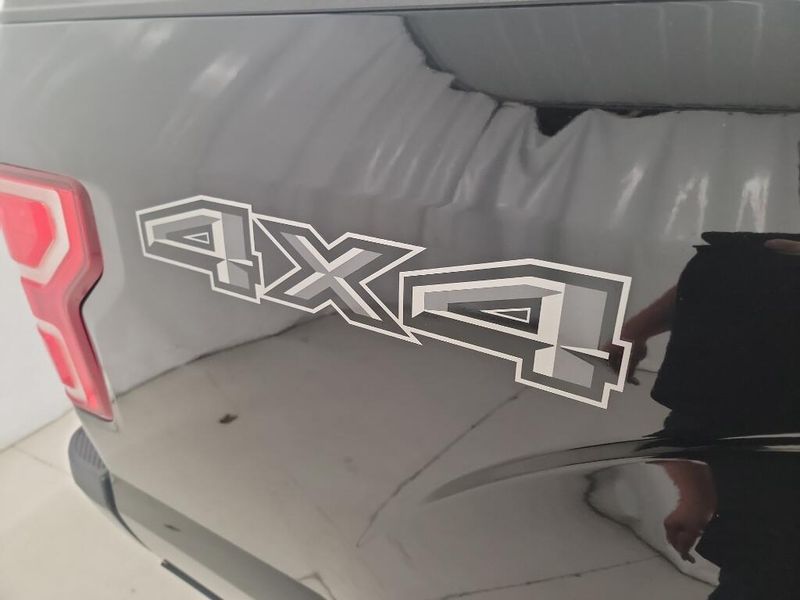2020 Ford F-150 XLT photo 9