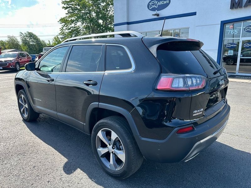 2019 Jeep Cherokee LimitedImage 16