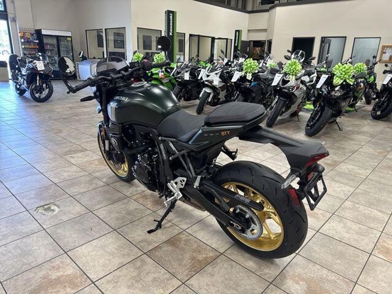 New 2026 Suzuki GSX-8TT Image 15