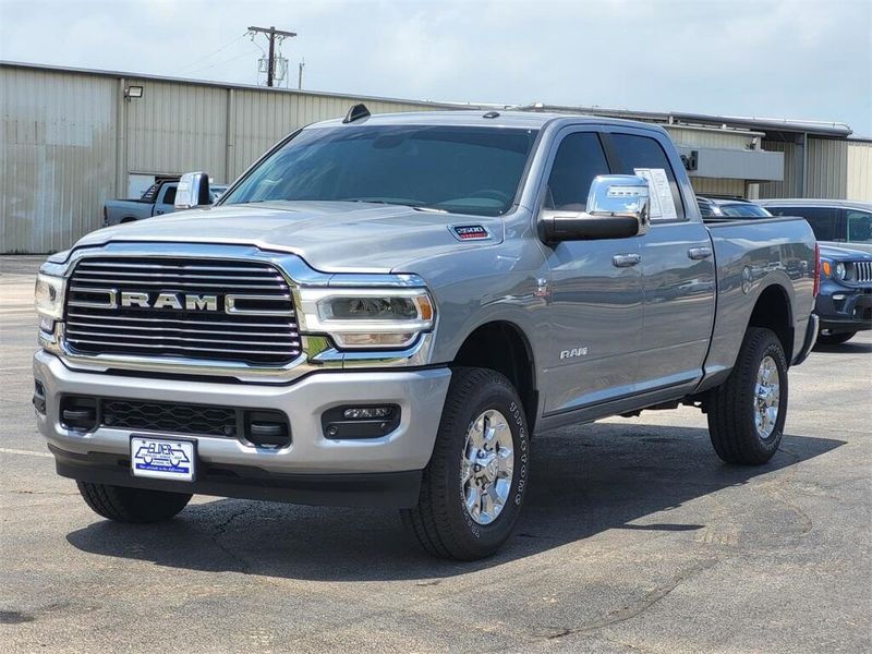 2024 RAM 2500 LaramieImage 3