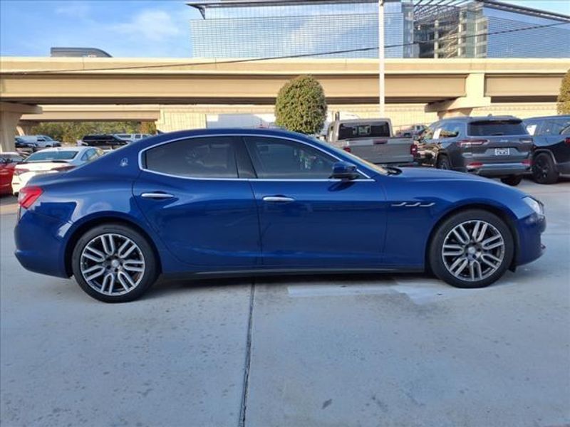 2018 Maserati Ghibli Image 12