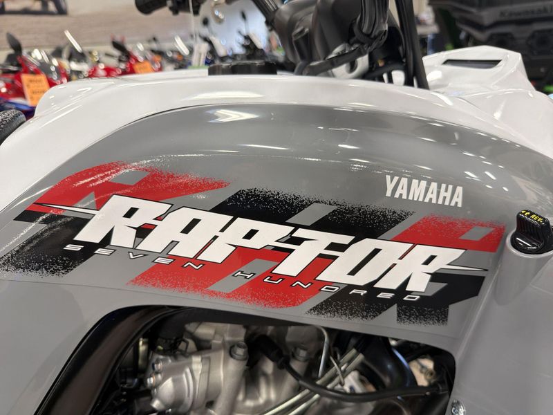 New 2026 Yamaha RAPTOR 700  in a ARMOR GREY exterior color. Vista Del Amo Motorsports 760-330-5665 delamomotorsports.com 