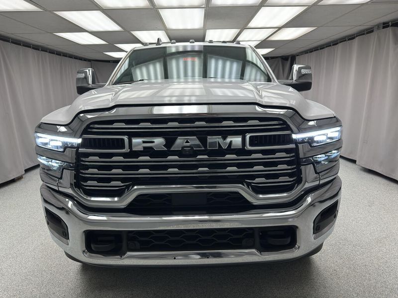 New 2026 RAM 3500 Limited Crew Cab 4x4 8
