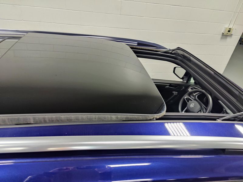 Used 2024 Volkswagen Tiguan AWD SEL R-Line w/Sunroof/NavImage 6