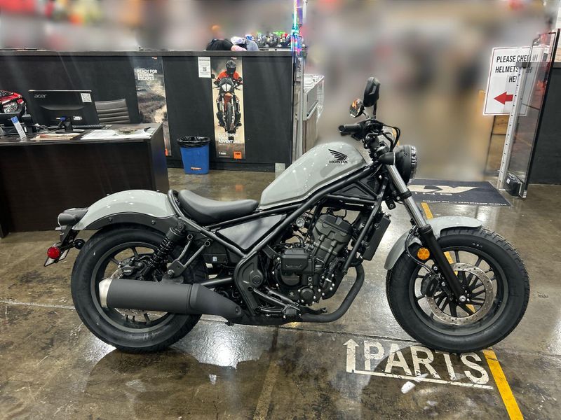 New 2026 Honda REBEL 300 E-CLUTCH Image 11