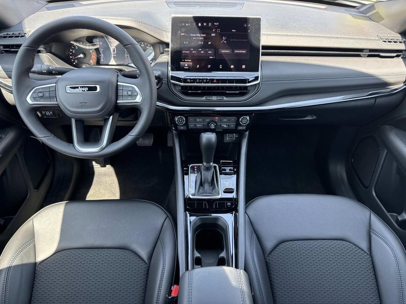 New 2026 Jeep Compass Latitude Altitude 4x4