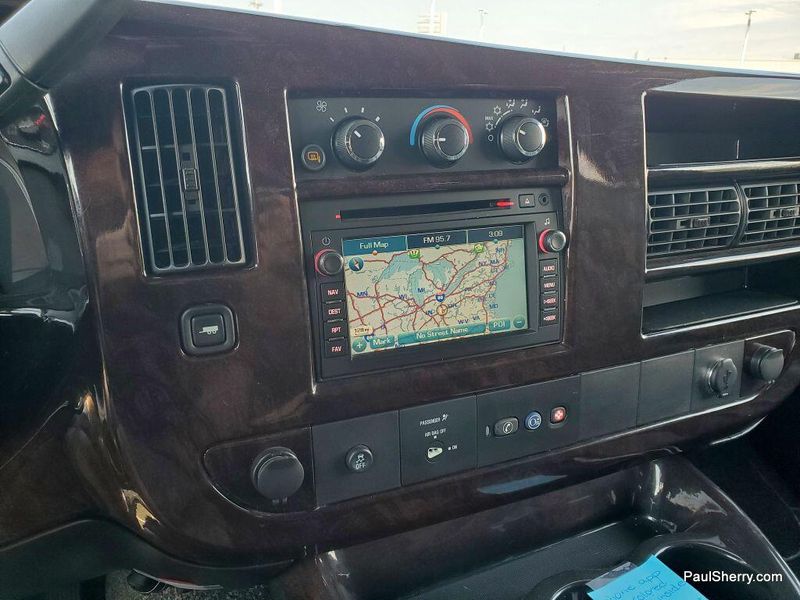 2013 GMC Savana 2500 Image 46