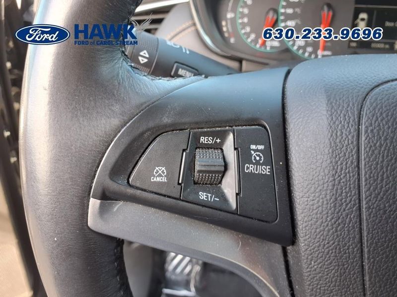 2017 Chevrolet Trax LT photo 21