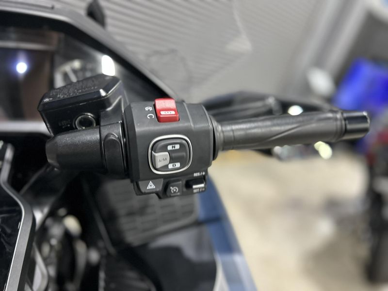 Used 2022 Honda GOLDWING DCT Image 2