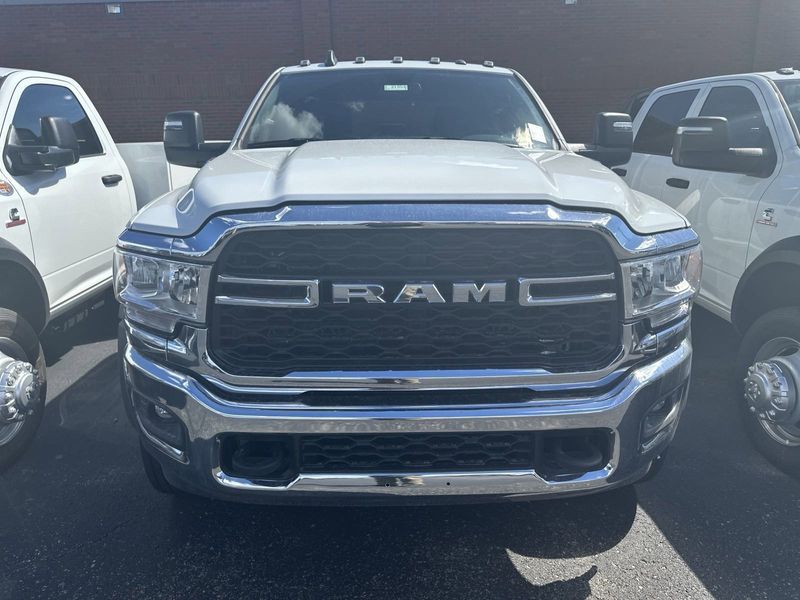 2024 RAM 4500 Tradesman Chassis Crew Cab 4x4 60