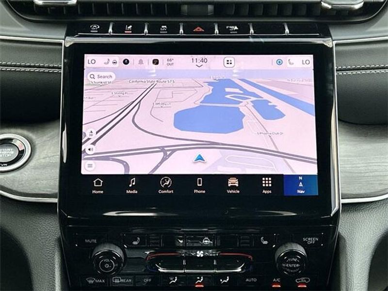 New 2025 Jeep Grand Cherokee L Limited 4x4Image 20