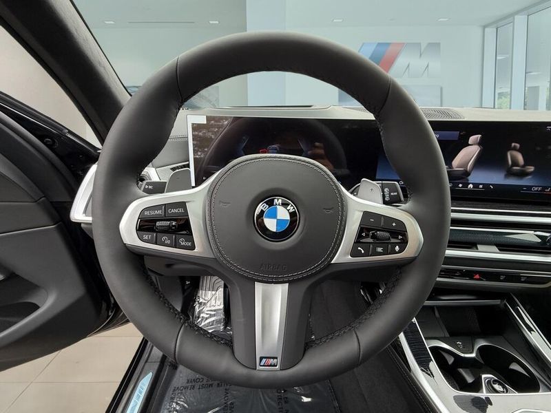 2026 BMW X7 xDrive40iImage 22