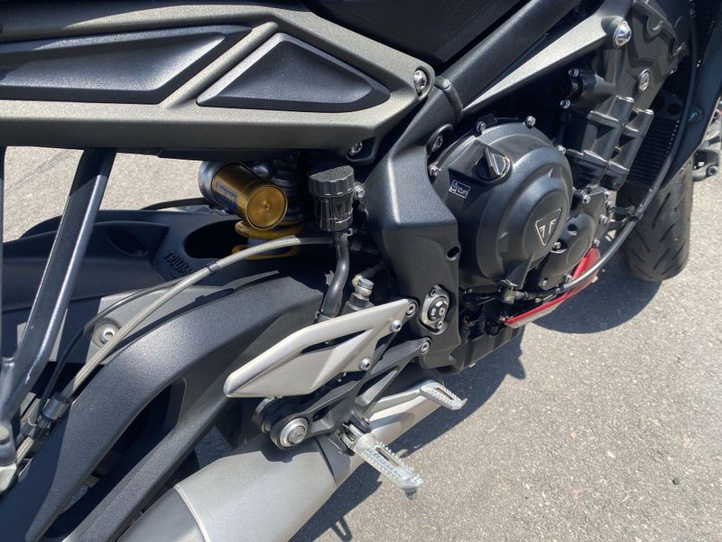 Used 2024 Triumph Street Triple 765 RS Image 23